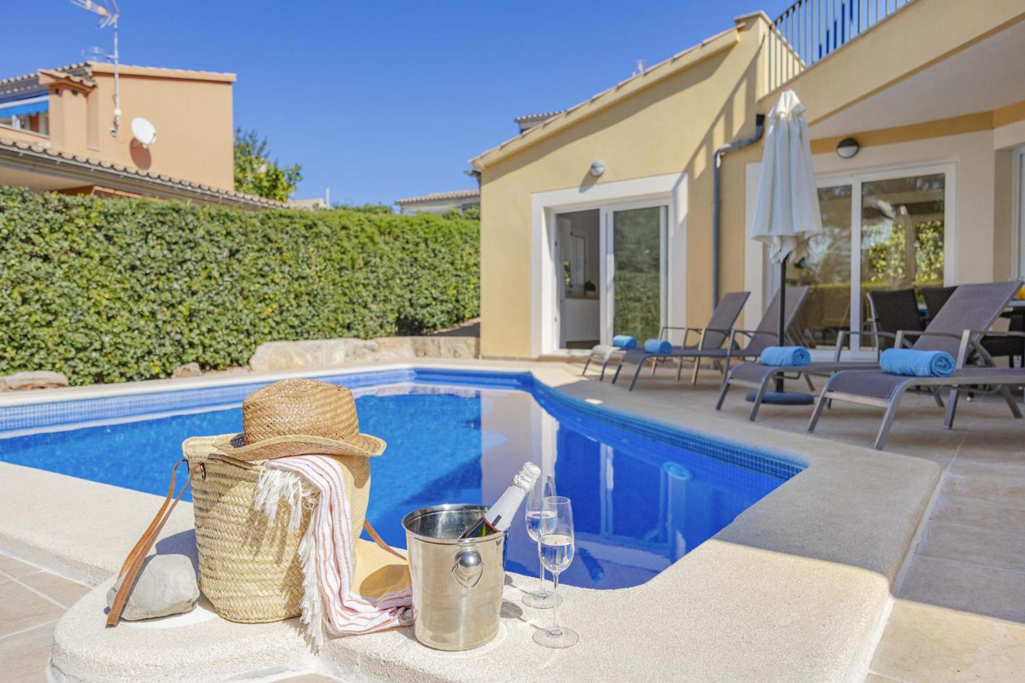 Villa Bonaire Sunset - Solar 200 Alcudia  Bagian luar foto